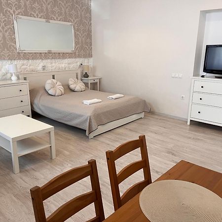 Pacsirta Apartmanhaz Erlau Exterior foto