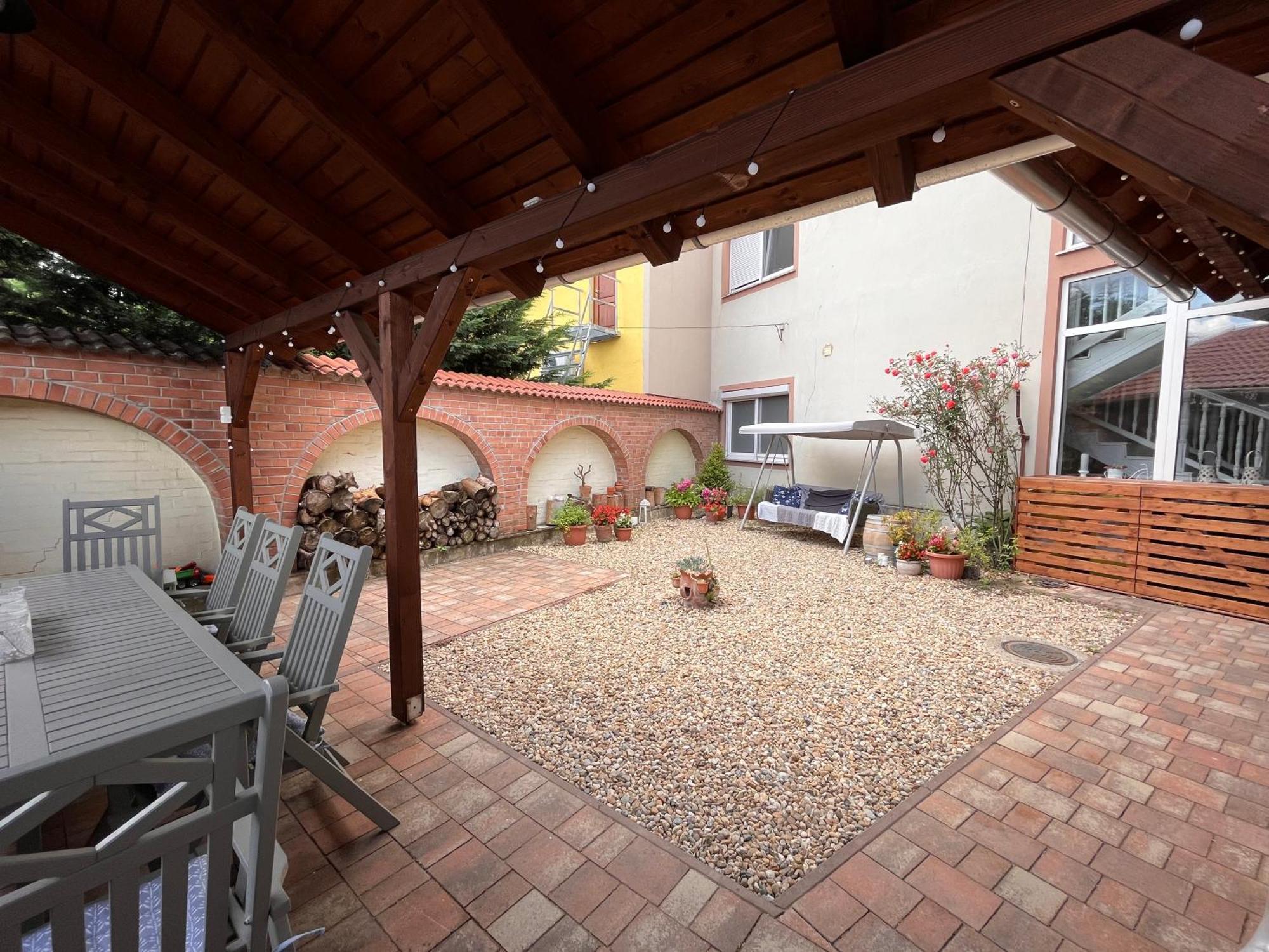 Pacsirta Apartmanhaz Erlau Exterior foto